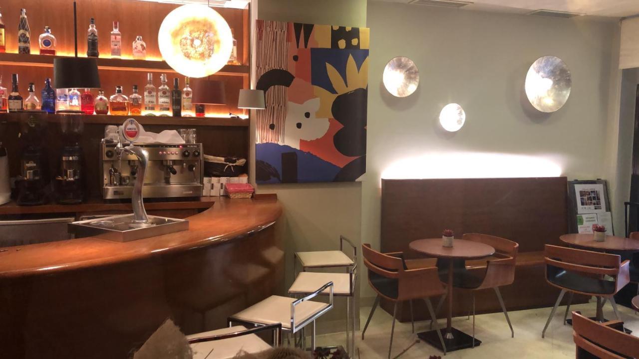 לאון Hostal Albany מראה חיצוני תמונה