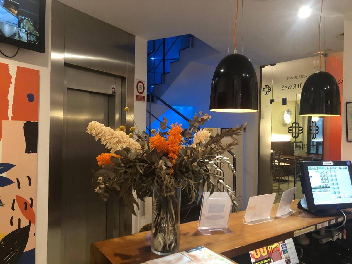 לאון Hostal Albany מראה חיצוני תמונה