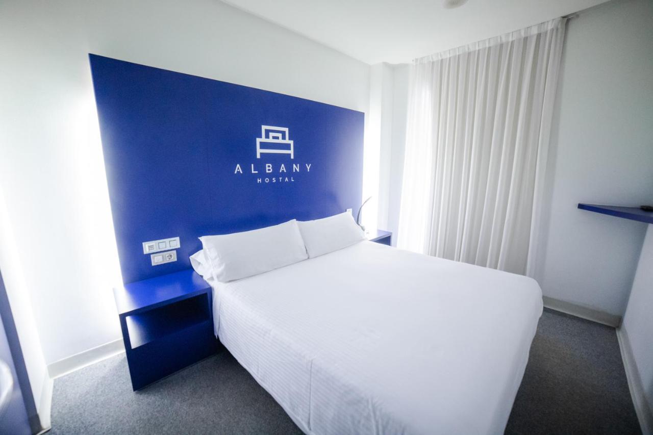 לאון Hostal Albany מראה חיצוני תמונה