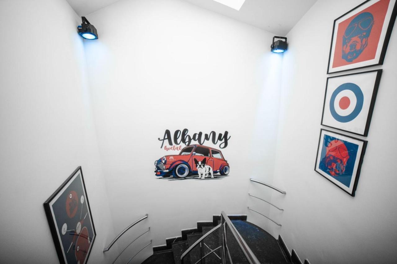 לאון Hostal Albany מראה חיצוני תמונה