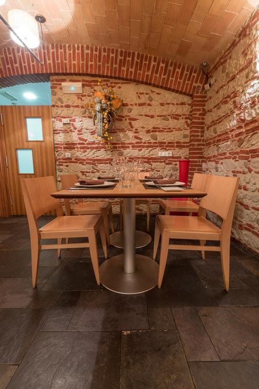 לאון Hostal Albany מראה חיצוני תמונה