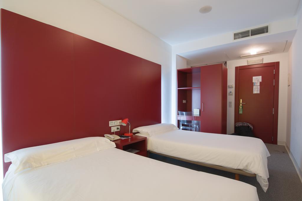 לאון Hostal Albany מראה חיצוני תמונה
