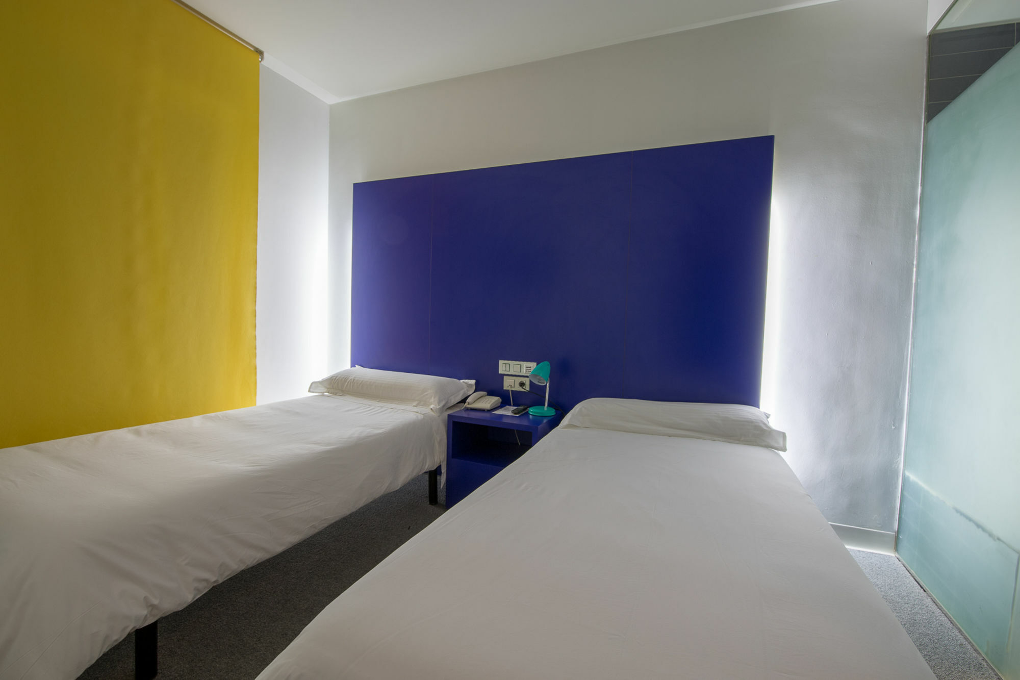 לאון Hostal Albany מראה חיצוני תמונה